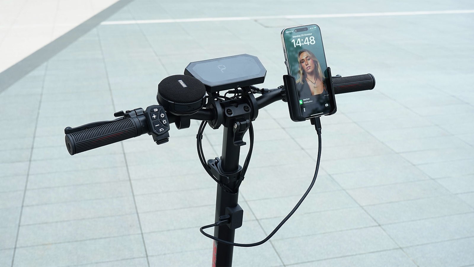 M8 Rover Scooter — Built-in PD charging port - Backfire Scooters