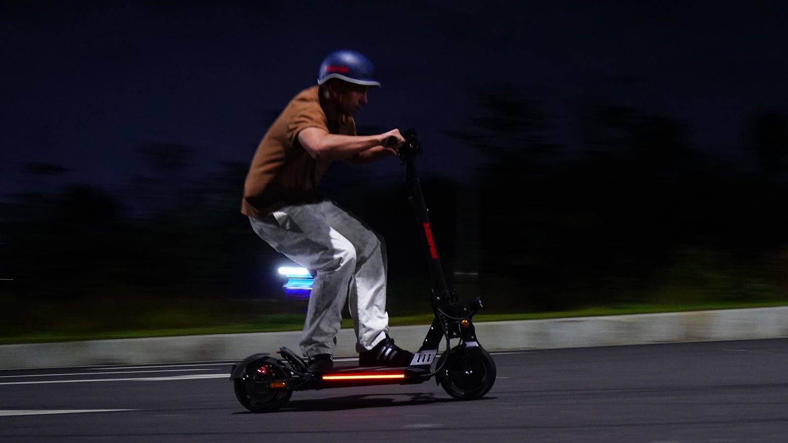 Backfire M8 Rover Scooter - The Electric Scooter that truly understands the ride - Backfire Scooters